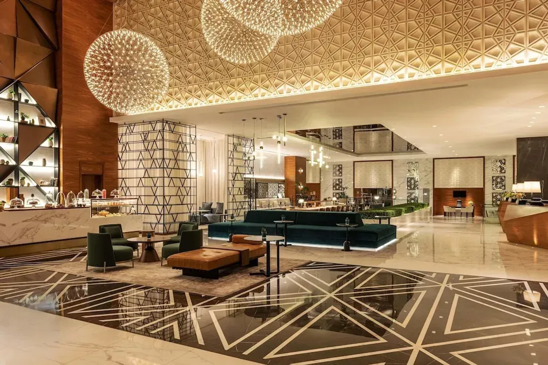Lobby lounge