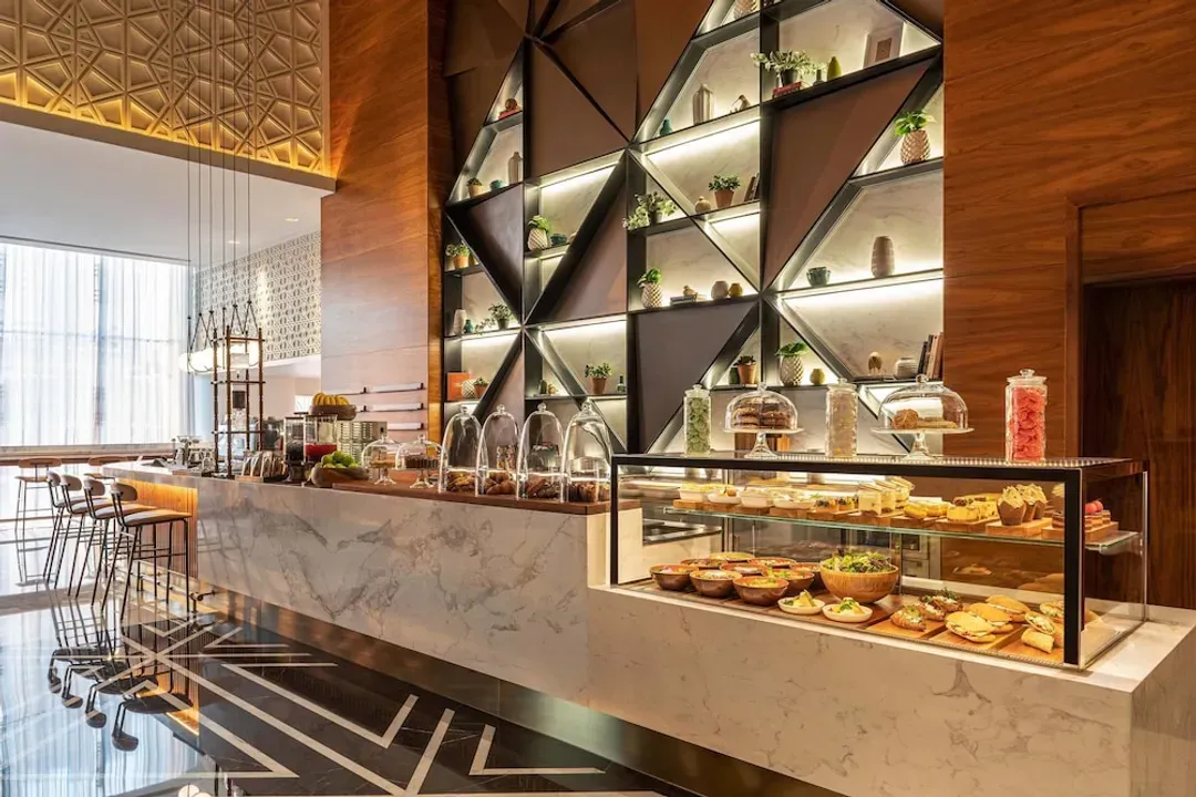 Lobby lounge