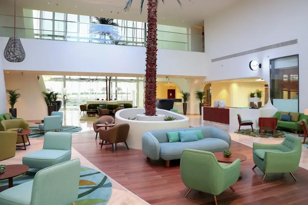 Lobby lounge