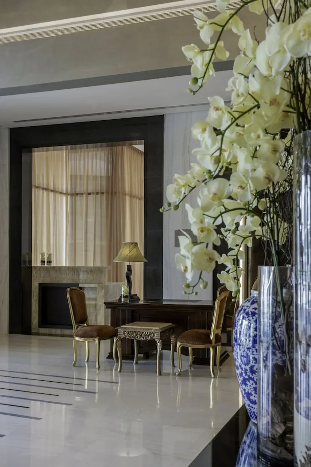 Concierge desk