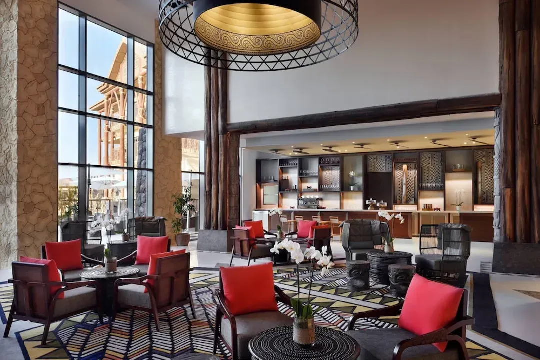 Lobby lounge