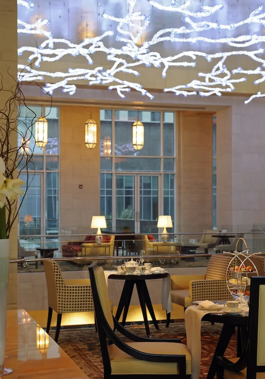 Lobby lounge