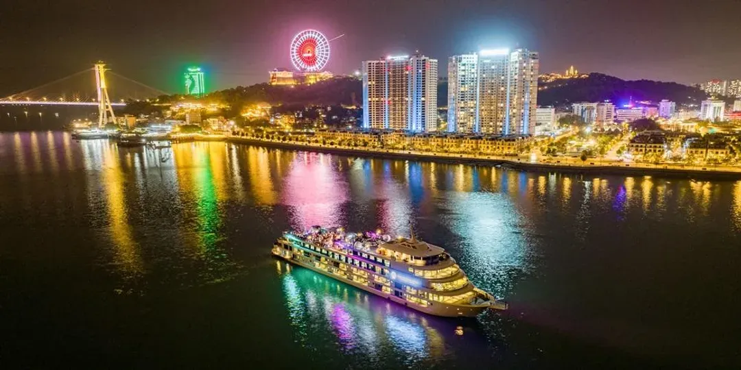國賓號夜間派對&amp;娛樂郵輪