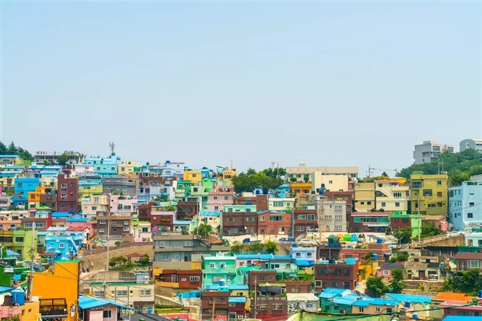 經典玩釜山｜保證四星飯店．乙日自由活動．親子樂玩LUGE滑車．天空膠囊列車．XTHESKY觀景台(一站彩妝)五日｜高雄-4