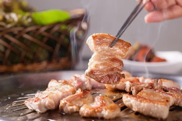 炭烤豬排吃到飽