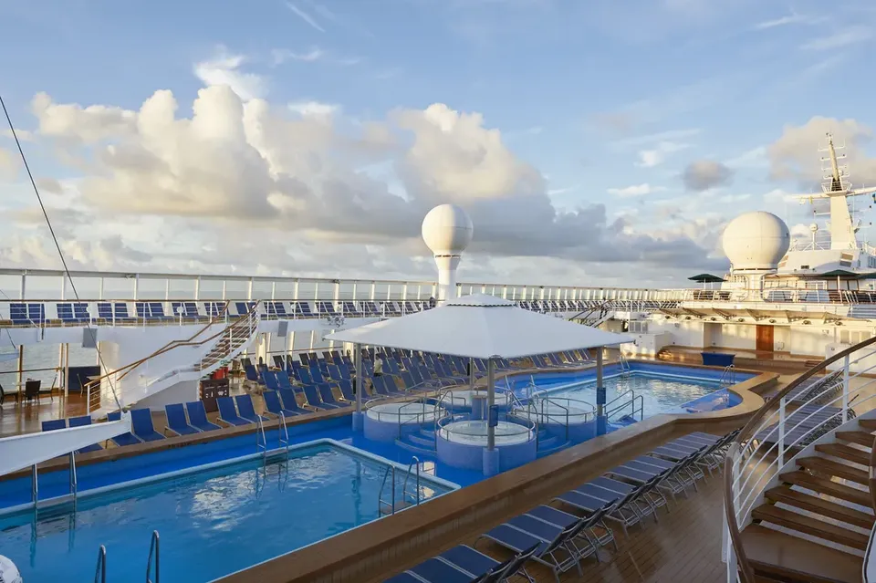 【卡跨年元旦】【挪威郵輪太陽號】香港＆泰國 16 天 - 新加坡登船 基隆下船