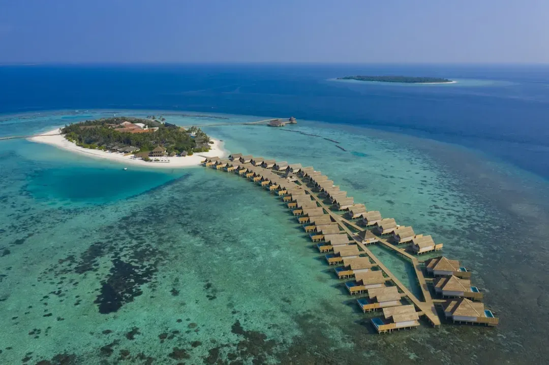 Maldives-Emerald Faarufushi Resort & Spa