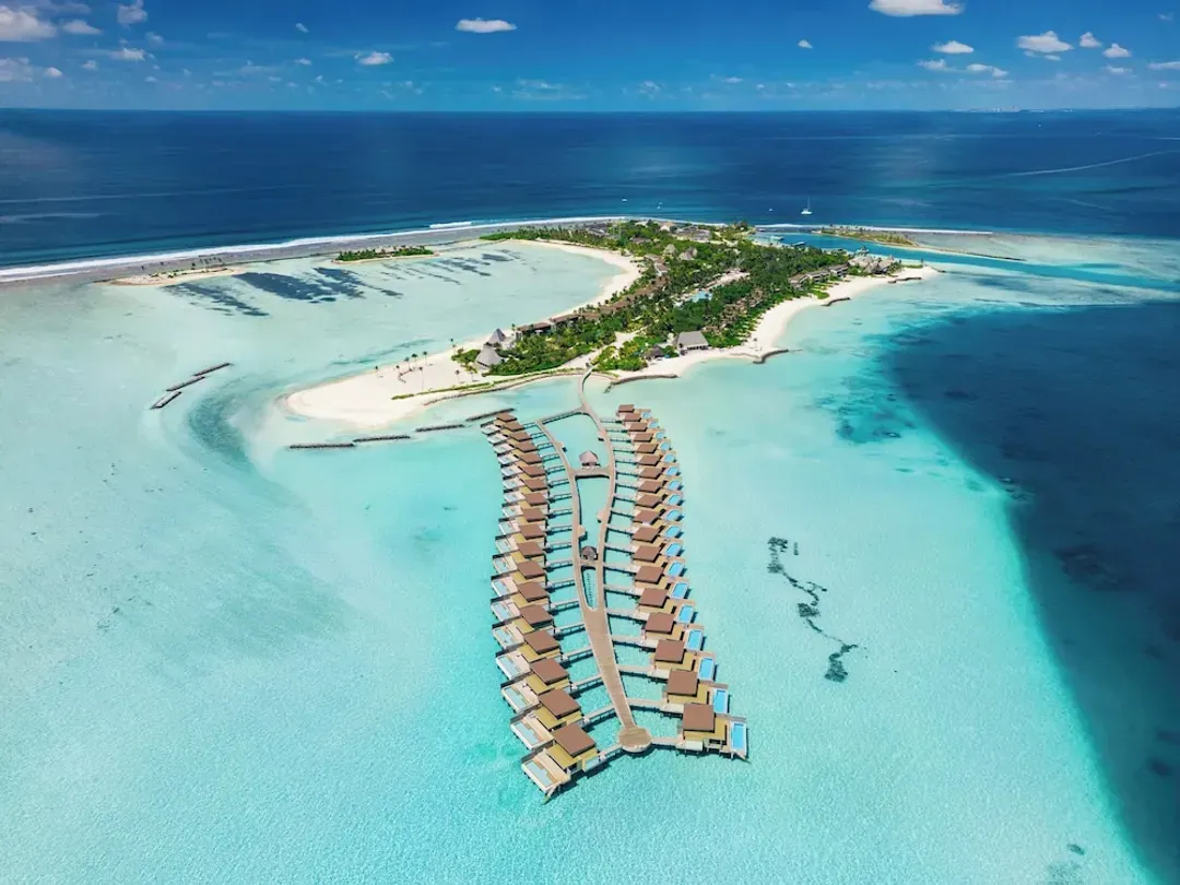 Maldives-Kuda Villingili Maldives, Free Return Transfers 03 nights & above