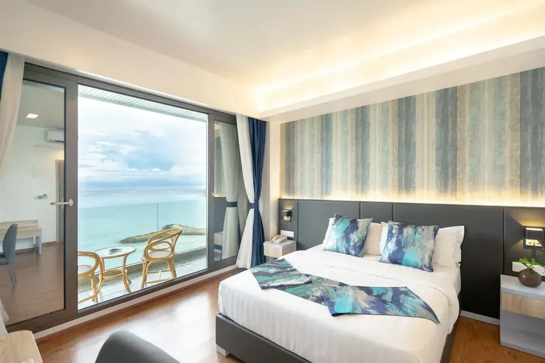 Maldives-Arena Beach Hotel