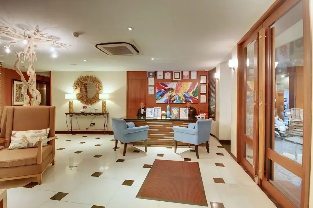 Check-in/check-out kiosk