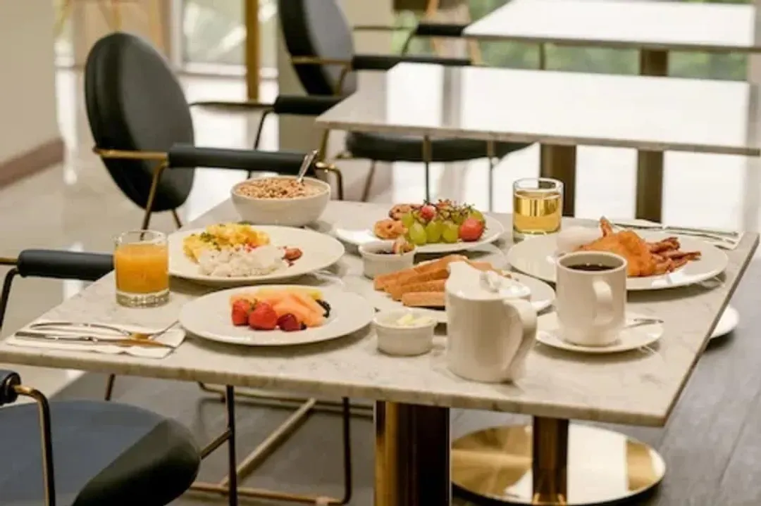 Breakfast area