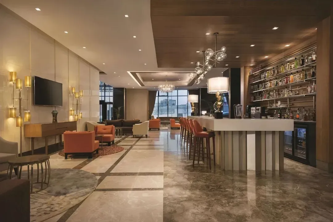 Lobby lounge