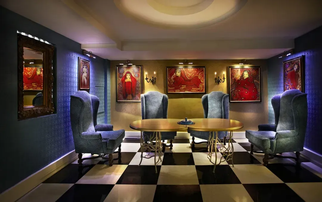 Lobby sitting area