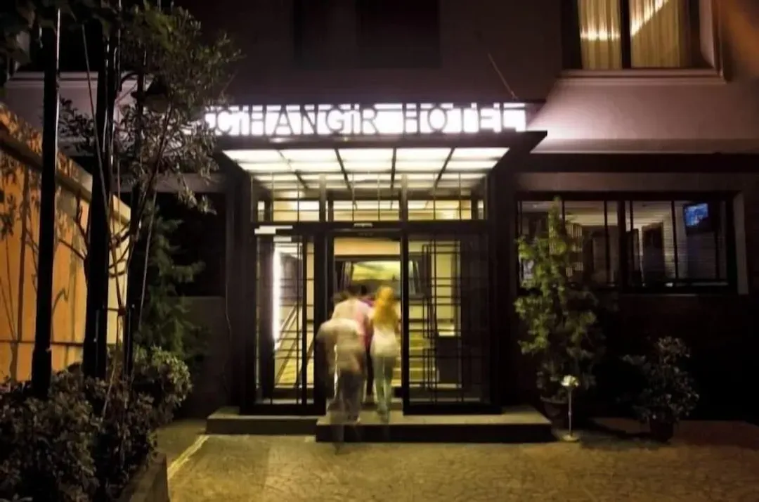 Istanbulite-Cihangir Hotel Bosphorus