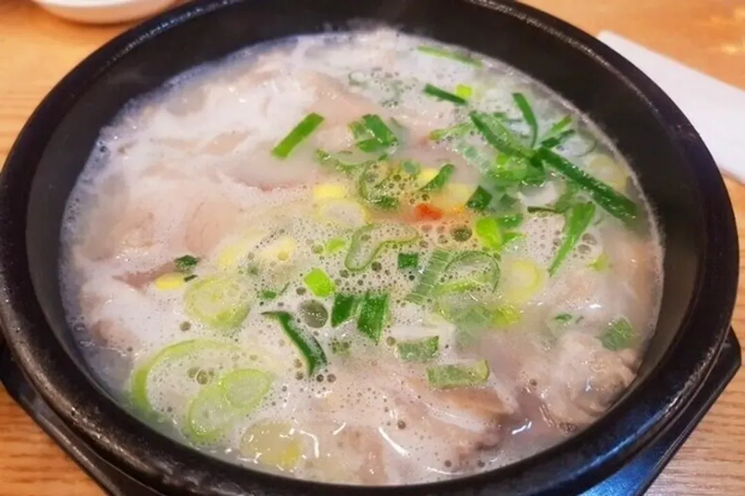 釜山道地豬肉湯飯