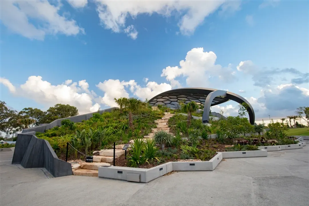 悠遊大堡礁｜世界七大奇景·庫蘭達熱帶雨林·天空步道·擁抱可愛無尾熊·五星微醺酒莊·百萬遊艇·黃金凱恩斯雙城9日-12