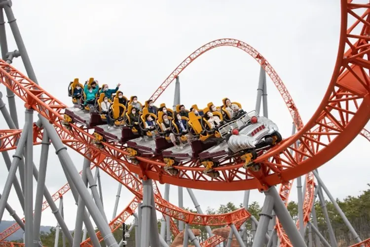 釜山跟團行程推薦，釜蔚大熱門～樂天遊樂園、LUGE渠道滑車、天空膠囊列車、玻璃屋咖啡廳五日，釜山樂天世界-釜山樂天世界(含門票)