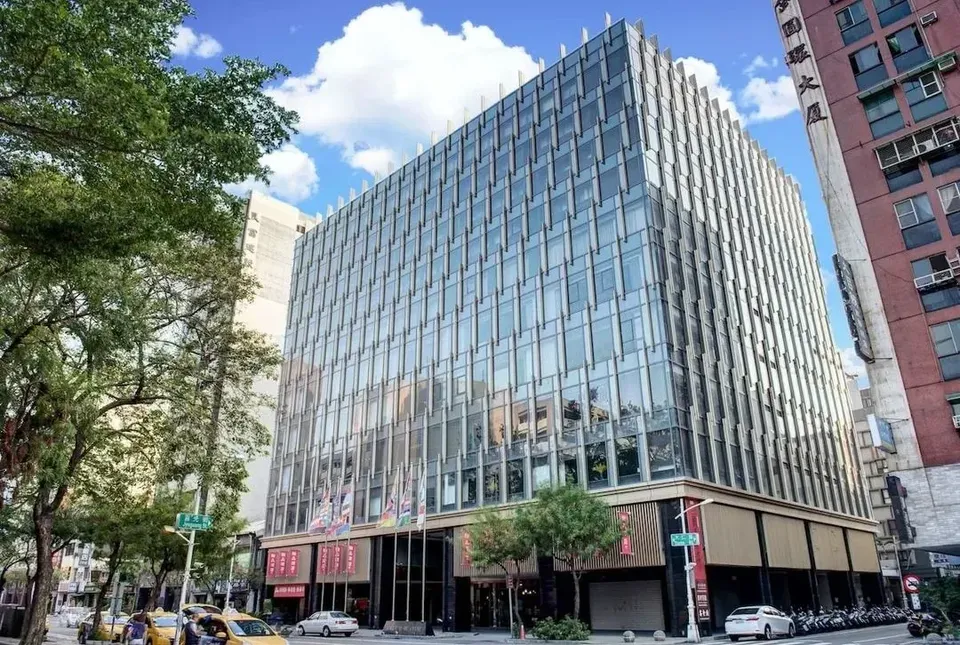 【高鐵假期】 翰品酒店高雄2日自由行｜捷運鹽埕埔站步行3分鐘-1