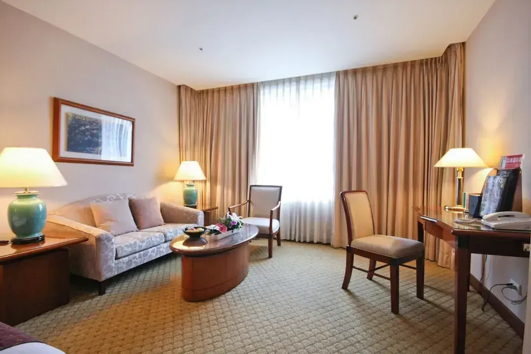 【High Speed Rail Holiday】 Evergreen Laurel Hotel (Taichung) 2-Day Free Travel