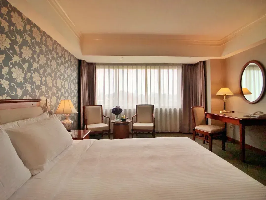 【High Speed Rail Holiday】 Evergreen Laurel Hotel (Taichung) 2-Day Free Travel