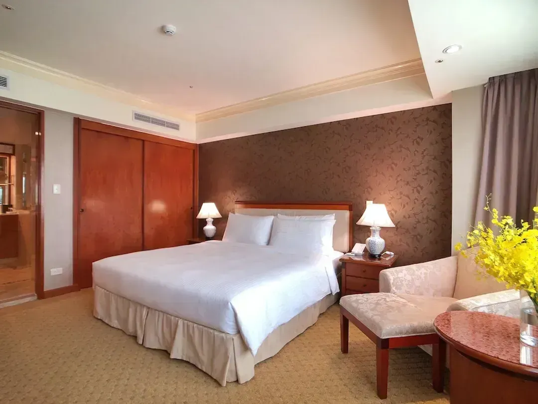 【High Speed Rail Holiday】 Evergreen Laurel Hotel (Taichung) 2-Day Free Travel
