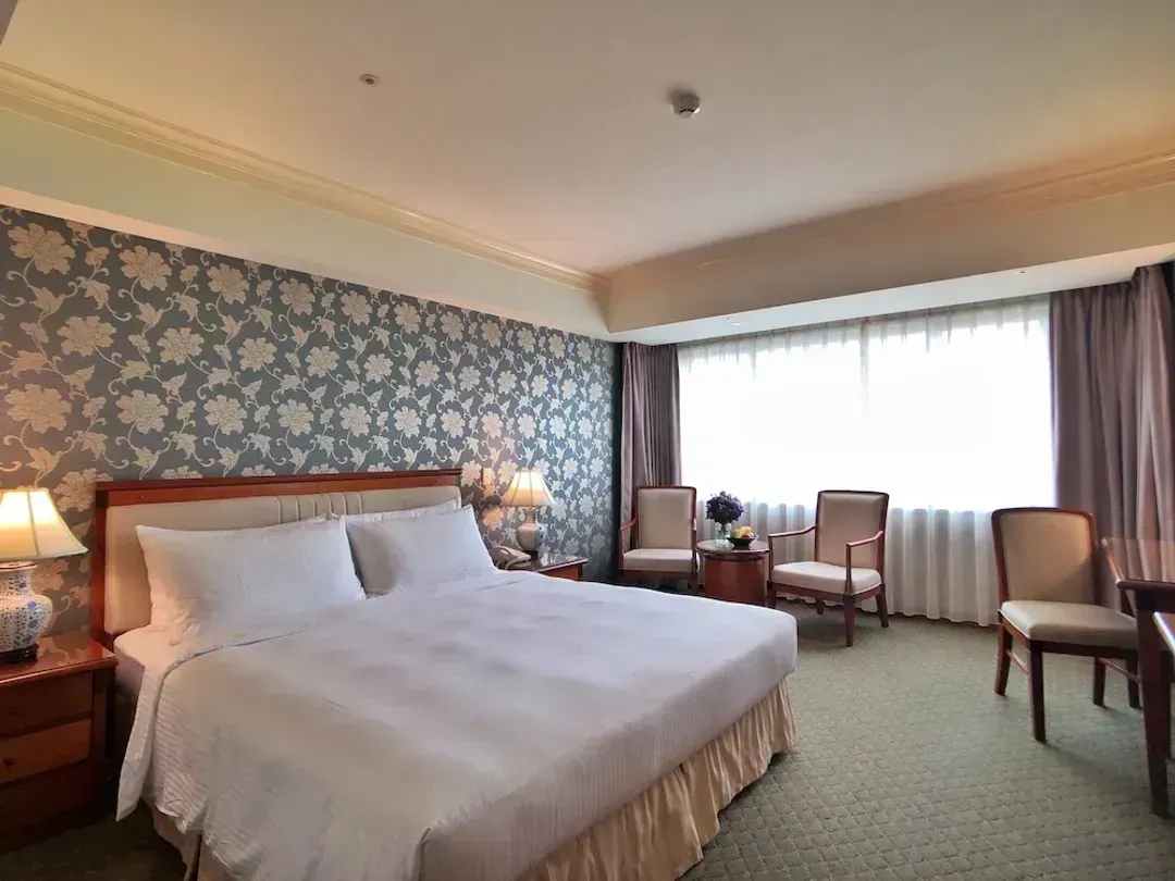 【High Speed Rail Holiday】 Evergreen Laurel Hotel (Taichung) 2-Day Free Travel