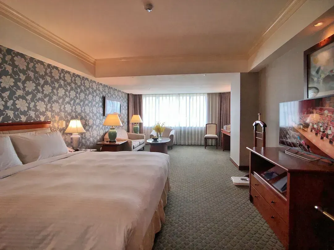 【High Speed Rail Holiday】 Evergreen Laurel Hotel (Taichung) 2-Day Free Travel