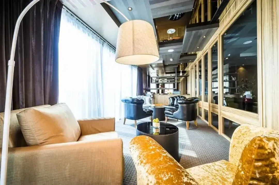 【High Speed Rail Holiday】2-day free travel at Taichung Fengjia Starway Hotel