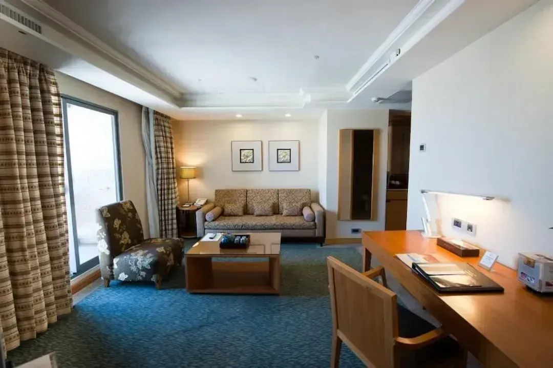 【High Speed Rail Holiday】 Chiayi Nice Prince Hotel 2-Day Free Travel