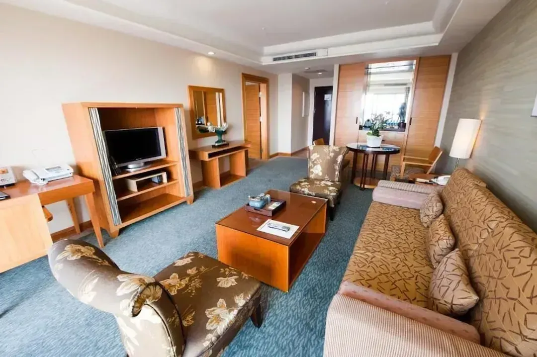 【High Speed Rail Holiday】 Chiayi Nice Prince Hotel 2-Day Free Travel
