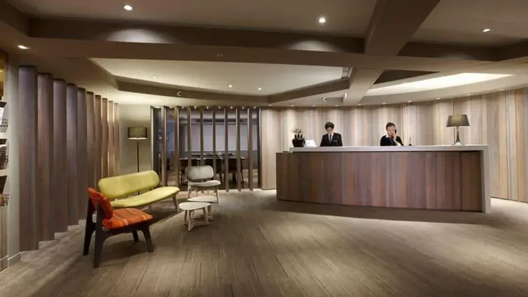 【High Speed Rail Holiday】 Royal Inn Taipei Linsen 2-Day Free Tour