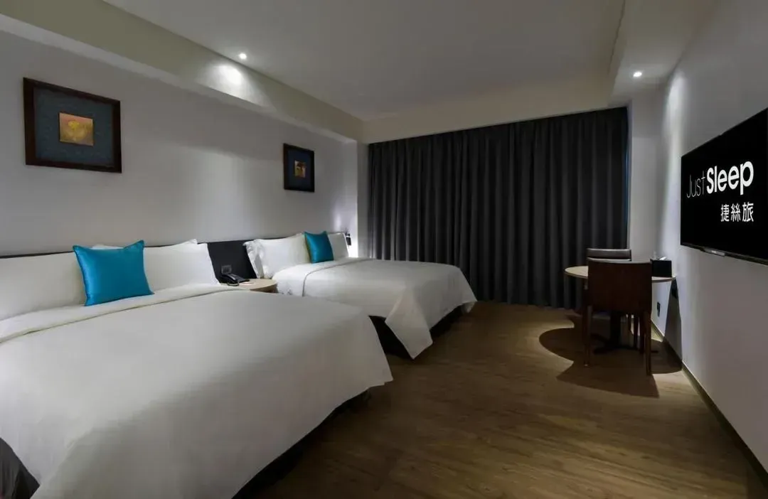 【High Speed Rail Holiday】 2-Day Free Travel at Just Sleep Kaohsiung Station