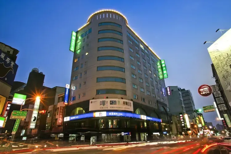 【高鐵假期】 臺南劍橋大飯店2日自由行