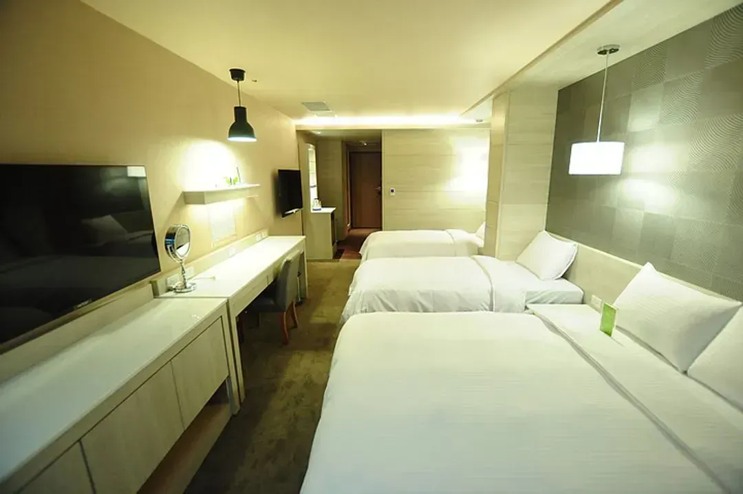 【High Speed Rail Holiday】Kangqiao Hotel Kaohsiung． Zhongshan Bade Pavilion 2-day free travel
