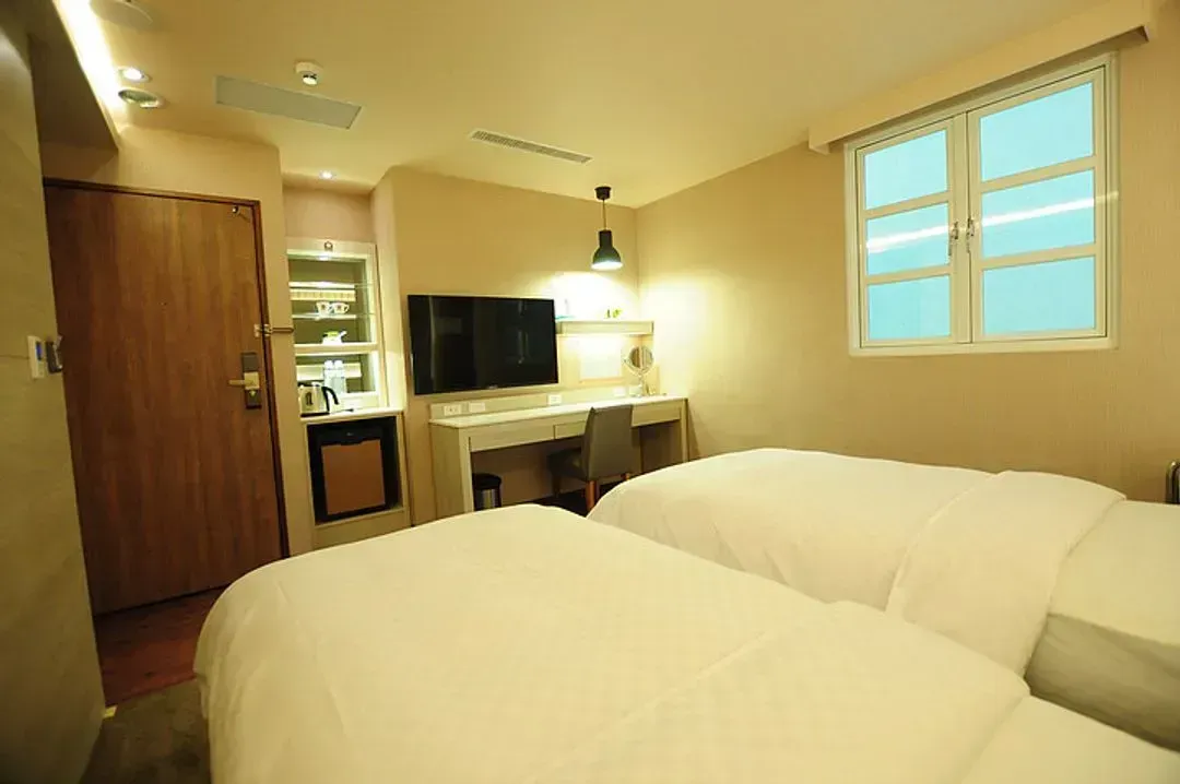 【High Speed Rail Holiday】Kangqiao Hotel Kaohsiung． Zhongshan Bade Pavilion 2-day free travel