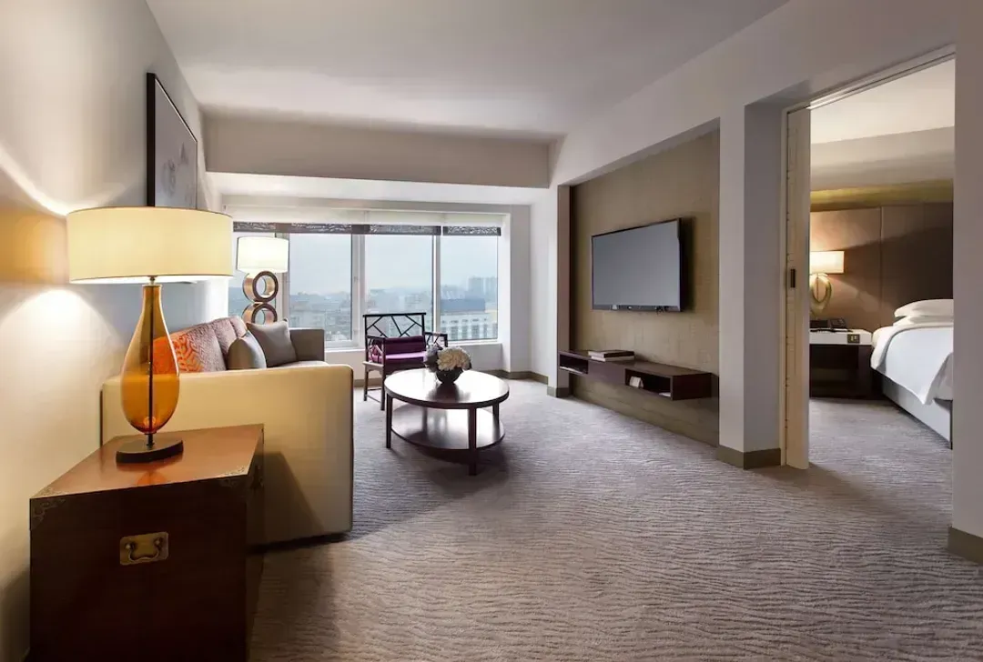 【High Speed Rail Holiday】 2-Day Free Travel at Grand Hyatt Taipei