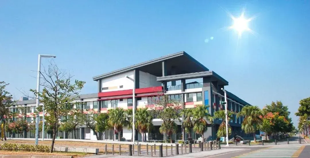 【High Speed Rail Holiday】 Chiayi Bang Bang Building Blocks Hotel 2-Day Free Travel