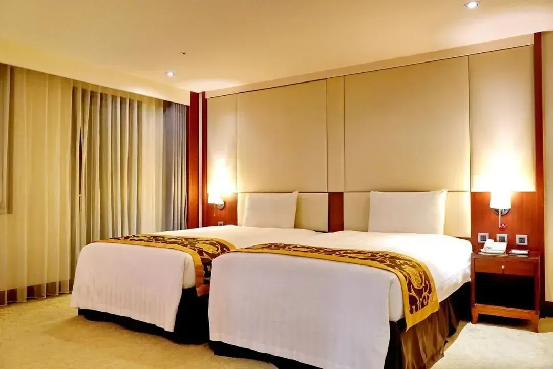 【High Speed Rail Holiday】 2-day free travel in Taipei Hushe Hotel