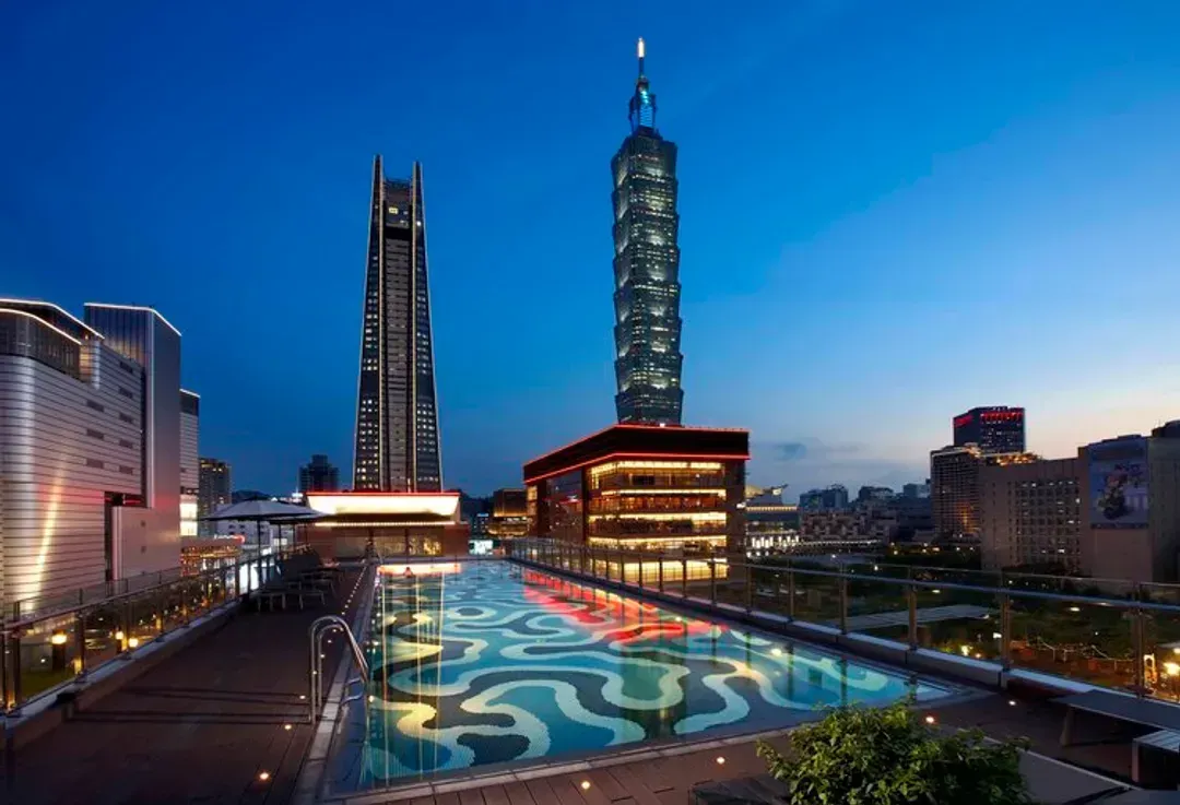 【高鐵假期】 台北艾麗希爾頓格芮精選酒店2日自由行|露天泳池,近信義商圈