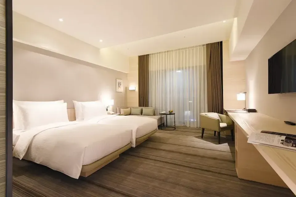 【高鐵假期】 和逸飯店．高雄中山館2日自由行｜近三多商圈、世運主場館-4