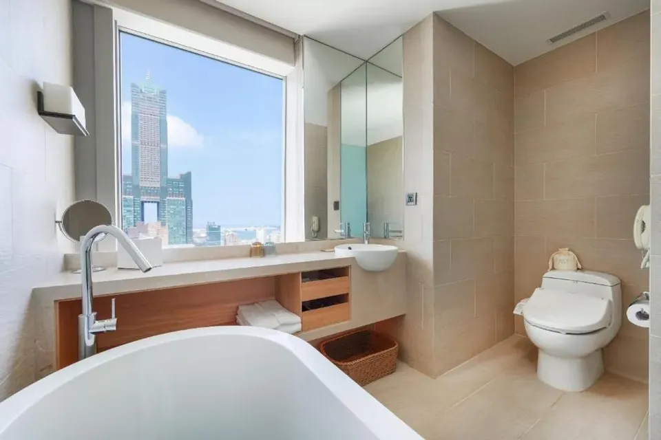 【高鐵假期】 和逸飯店．高雄中山館2日自由行｜近三多商圈、世運主場館-5