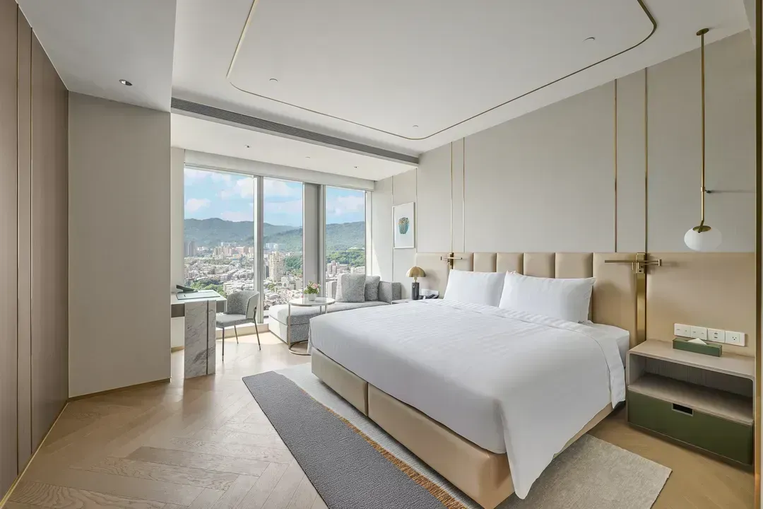 【High Speed Rail Holiday】 2-Day Free Travel at Grand Hi Lai Hotel Taipei