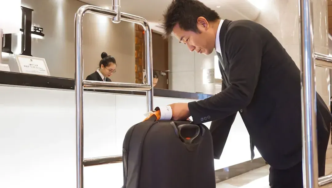 Concierge desk