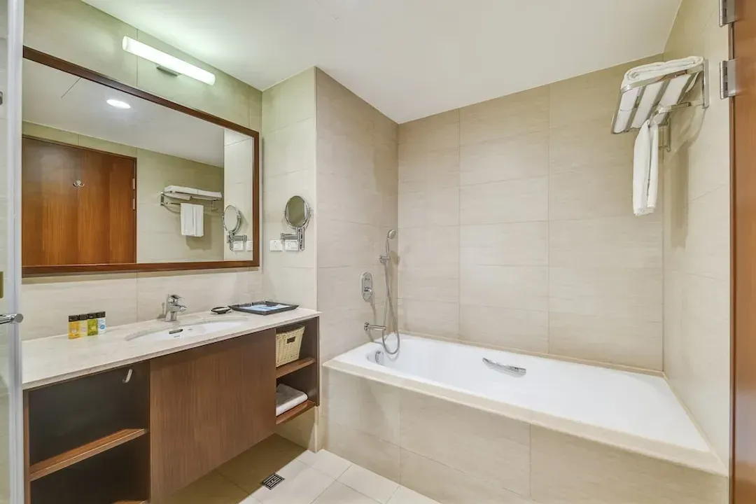Bathroom amenities