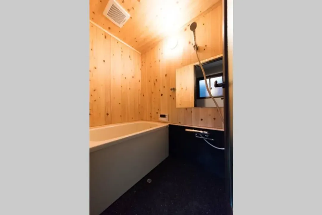 Yadoya Kyoto Nishinokyo｜Max 5 People / 9-min walk from JR Nijo Station