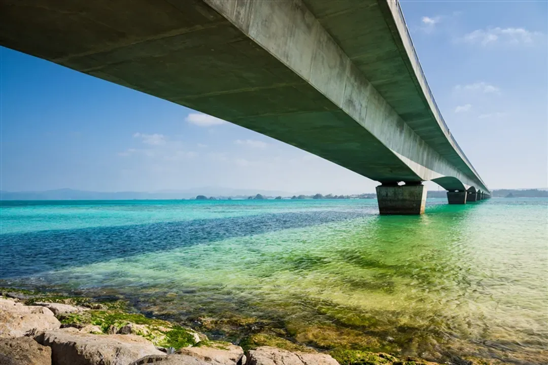 限定沖繩旅遊｜全程無自理餐｜古宇利～跨海大橋．最新DMM水族館．琉球傳統文化．BBQ暢食四日｜保住1晚國際品牌飯店-5