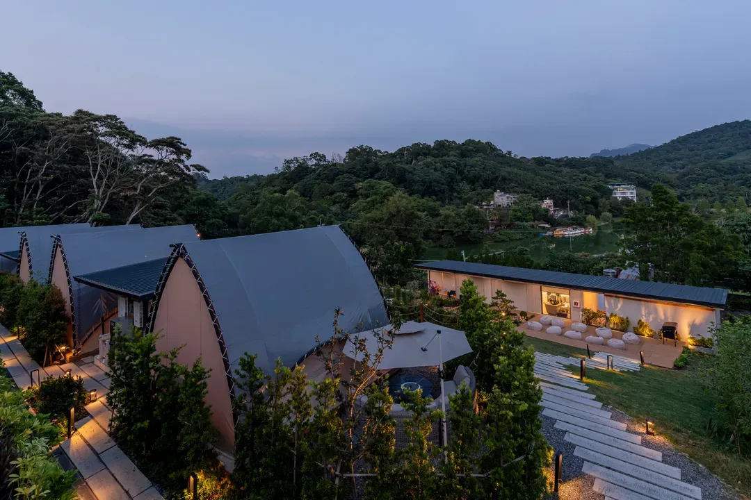 杉棲山丨旭 |獨家8折起!新開幕營區、湖畔景色、附設冷暖氣-3