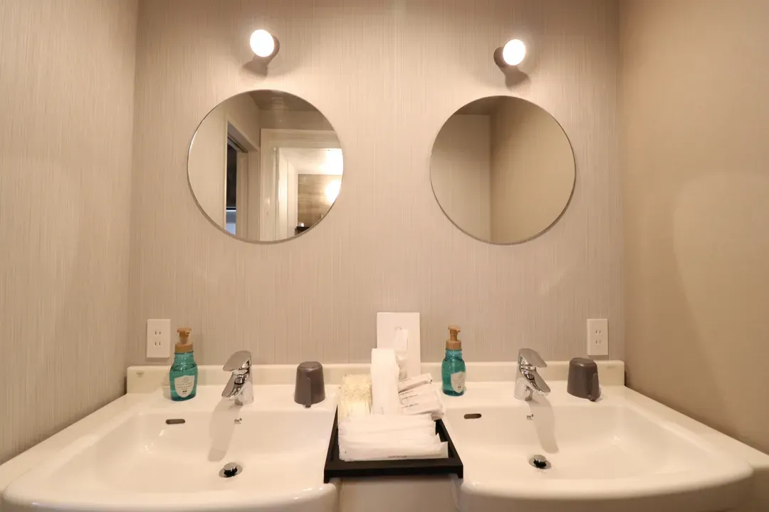 Sweet Villa Haku | A modern Japanese-style healing retreat • with steam room • direct access to Kansai Airport