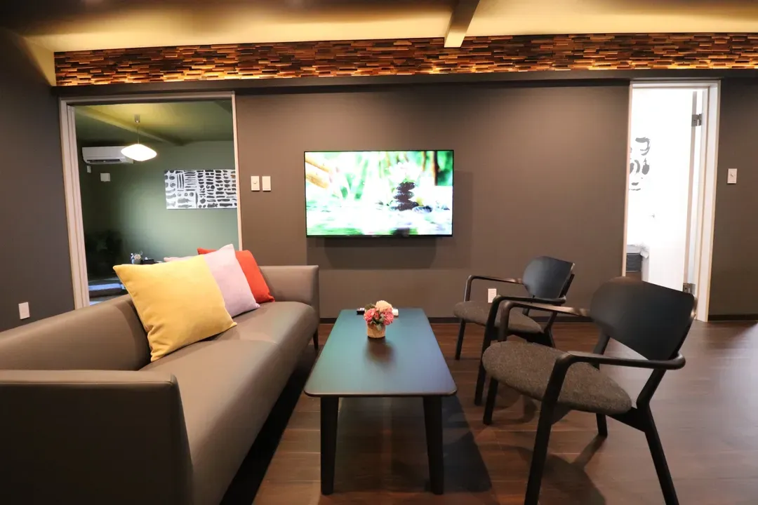 Sweet Villa Haku | A modern Japanese-style healing retreat • with steam room • direct access to Kansai Airport