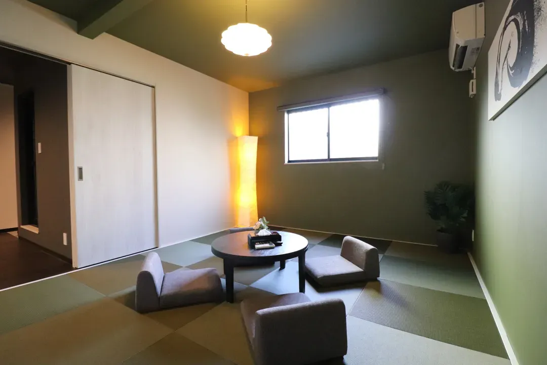 Sweet Villa Haku | A modern Japanese-style healing retreat • with steam room • direct access to Kansai Airport